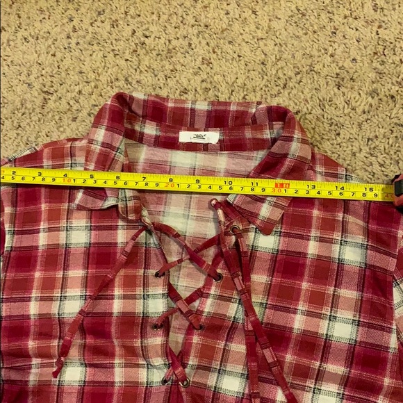 Red flannel shirt - Picture 5 of 6